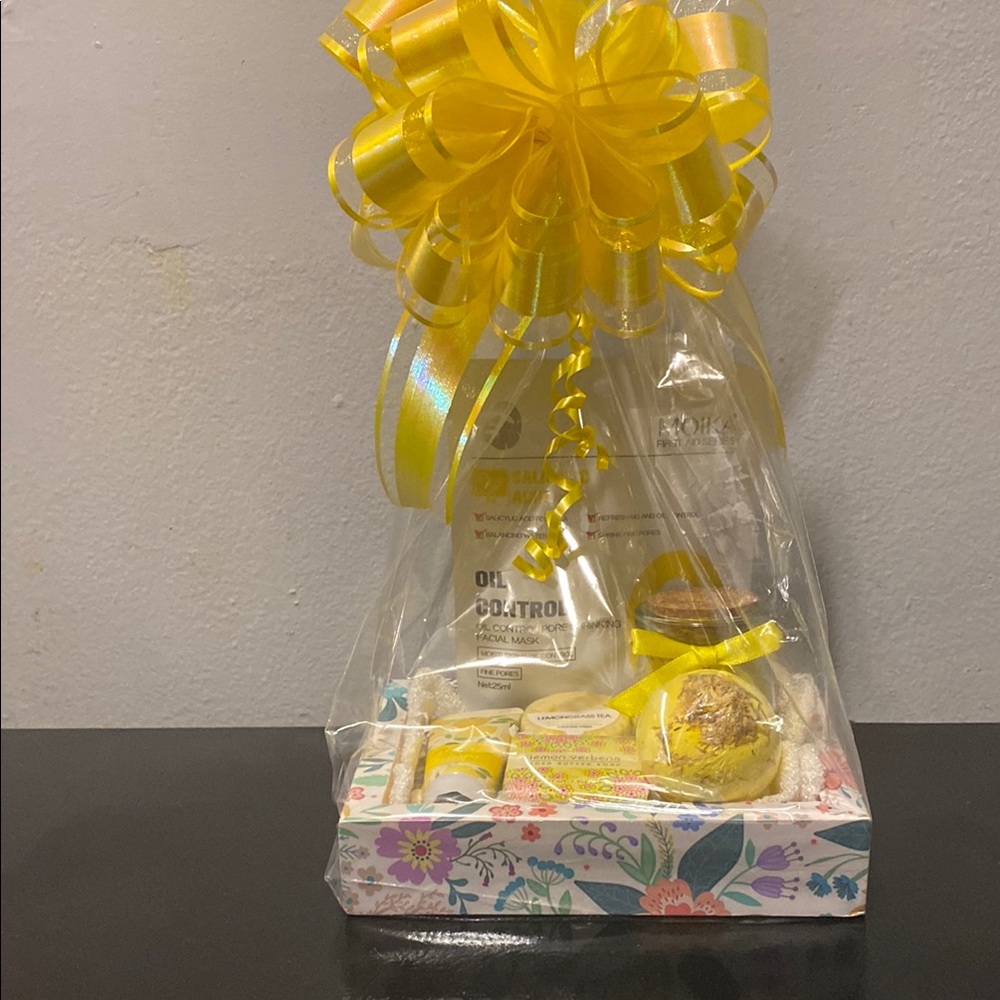 Yellow Gift Set with Ribbon